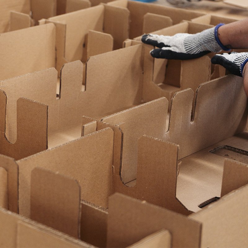 Maquila y personalización.